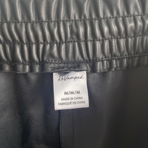 ReVamped Vegan Leather Shorts (US M) - Picture 3 of 5